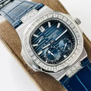 Replica Patek Philippe Nautilus Moon Phases Black 5724G 001 40mm - Image 2