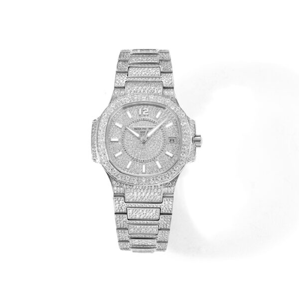 Replica Patek Philippe Nautilus Diamond 5711 40mm & 35mm Replica Watch