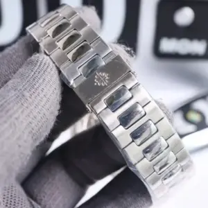 Replica Patek Philippe Nautilus 5711 113P 01 40mm Mens Watch - Image 6