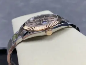 Replica Rolex Datejust 41mm Two Tone Rose Gold Sundust Index Dial 126331 0009 - Image 2