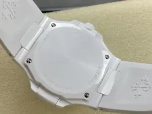 Replica Patek Philippe Nautilus White Dial 5711 40MM Replica Watch - Image 3