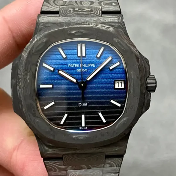 Replica Patek Philippe Nautilus Carbon Fiber Case Blue Dial 5711 40MM Watch