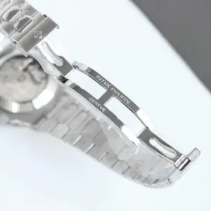 Replica Patek Philippe Nautilus Annual Calendar 5726 1A 001 - Image 4