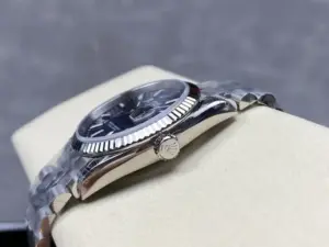 Replica Rolex Datejust 126234 Fluted Bezel Blue Fluted Motif Dial 36MM Unisex Replica Watch - Image 4