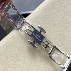 Replica Patek Philippe Nautilus Automatic Diamond Grey Dial 7118 1200A 011 35.2mm - Image 3