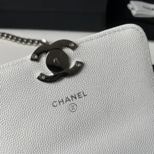 Replica Chanel Clutch with Chain Caviar Calfskin & Silver Black - Image 8