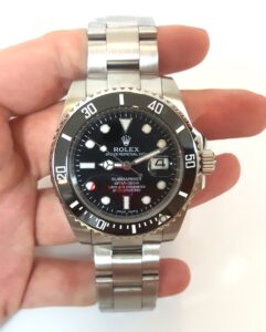 Rolex Submariner 40mm Black Dial 116610LN - Image 2
