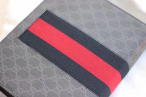 Replica Gucci GG Supreme Web Cosmetic Case Black - Image 4