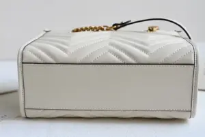 Gucci-779727-GG-mARMONT-Small-Tote-White-Matelasse-Chevron-Leather_5