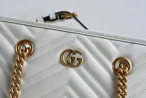 Gucci-779727-GG-mARMONT-Small-Tote-White-Matelasse-Chevron-Leather_6
