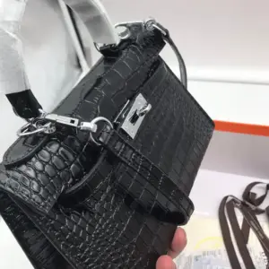 Hermes-22cm-Kelly-Bag-Crocodile-Stripe-Handbag-Black-With-Silver-_3