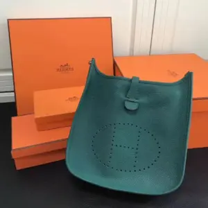 Replica Hermes 28cm Evelyne Leather Bag - Image 2