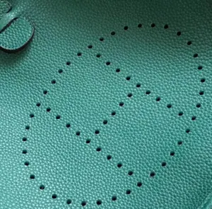 Replica Hermes 28cm Evelyne Leather Bag - Image 6