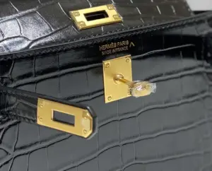 Hermes-Mini-Kelly-19cm-Black-with-Gold-Crocodile_1