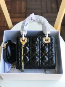 Replica-Mini-Lady-Dior-bag-with-Chain-in-Black-Patent-Cannage-Calfskin-Gold-Tone-Metal_6