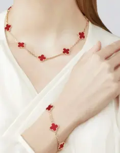 Replica Vintage Alhambra necklace 10 motifs Red - Image 3