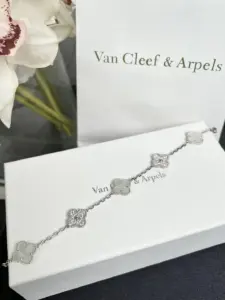 Replica Vintage Alhambra long bracelet 5 motifs Shell Silver - Image 3