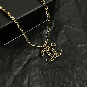 Replica Chanel CC style necklace Red Black and body Gold - Image 2