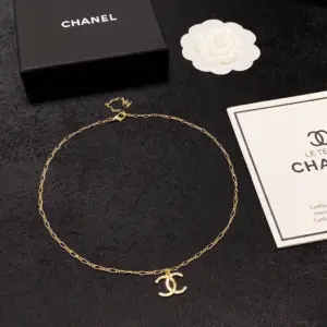 Replica Chanel necklace Fashion Chain CC Shape Pendant Gold Silver - Image 6