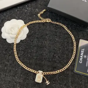Replica Chanel Chanel 22ss Perfect Spring and Summer No.5 perfume Bottle Necklace - Image 5