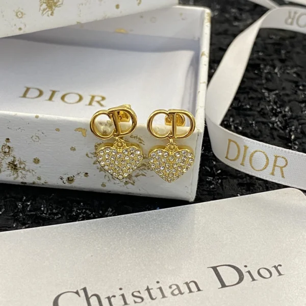 Replica Dior Golden CD letters with stars and full diamond pendant earrings