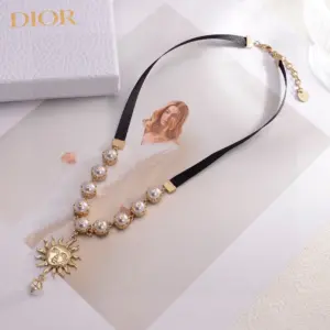 Replica Dior Toile de Jouy Soleil necklace Sunflower pendant with natural pearls - Image 3