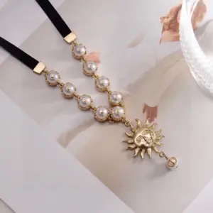 Replica Dior Toile de Jouy Soleil necklace Sunflower pendant with natural pearls - Image 4