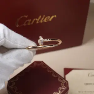 Replica Cartier Rose Gold Head and Tail Diamond Nail Bracelet - Image 3