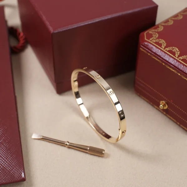 Replica Cartier Narrow version diamond free couple bracelet