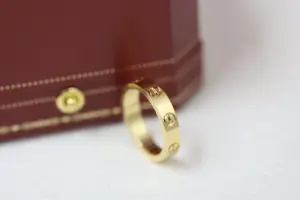 Replica Cartier LOVE series gold diamond-free narrow ring - Image 3