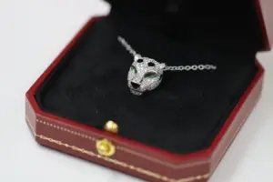 Replica Cartier High Jewelry Series Full Diamond Leopard Necklace - Image 4