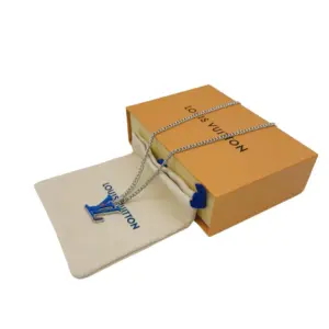 Replica LOUIS VUITTON Blue enamel letter clavicle necklace - Image 3
