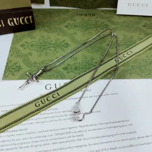 Repica Gucci Retro Personalized Cross Necklace Silver - Image 4